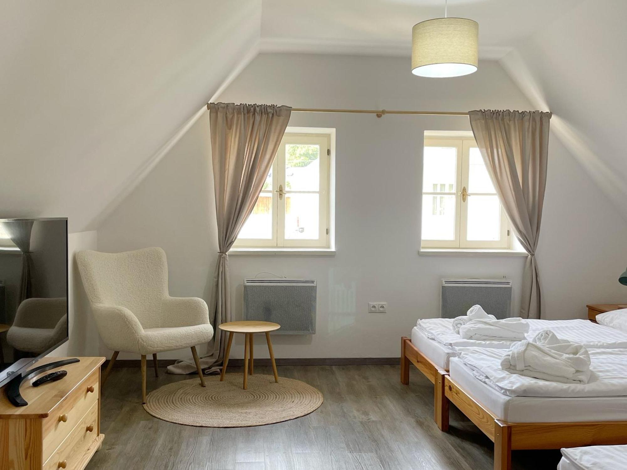 Boutique Hotel Siglisberg Stiavnicke Bane Eksteriør bilde